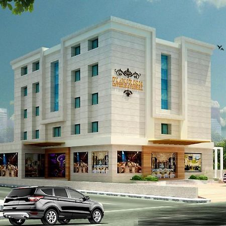 Hotel Flourish International 아흐메다바드 외부 사진